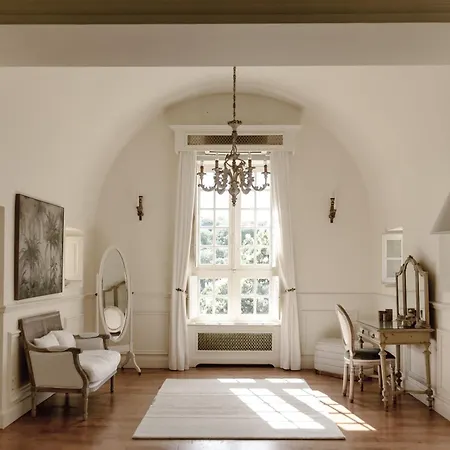 Château La Carrière Saint-Cyprien (Dordogne)